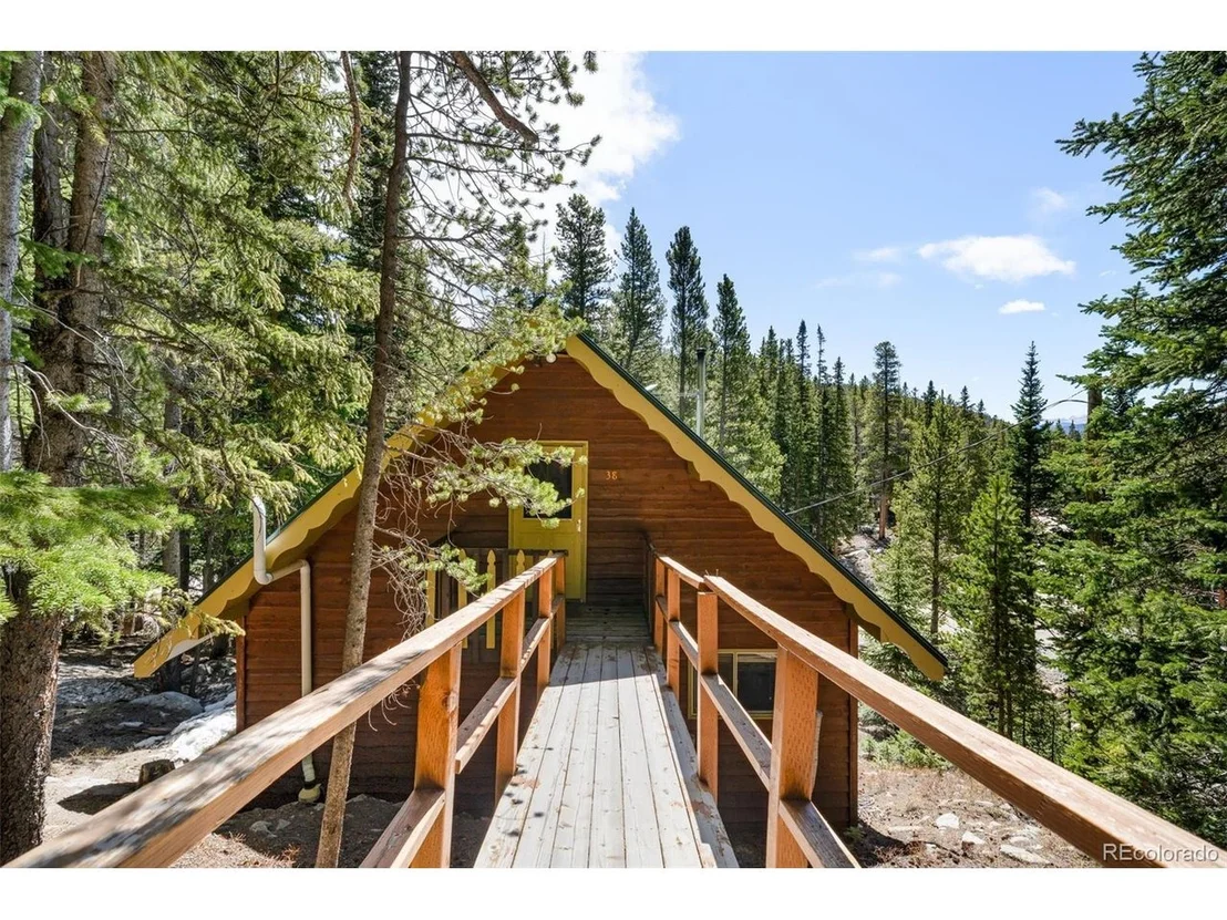 Photo of 38 Brook Dr