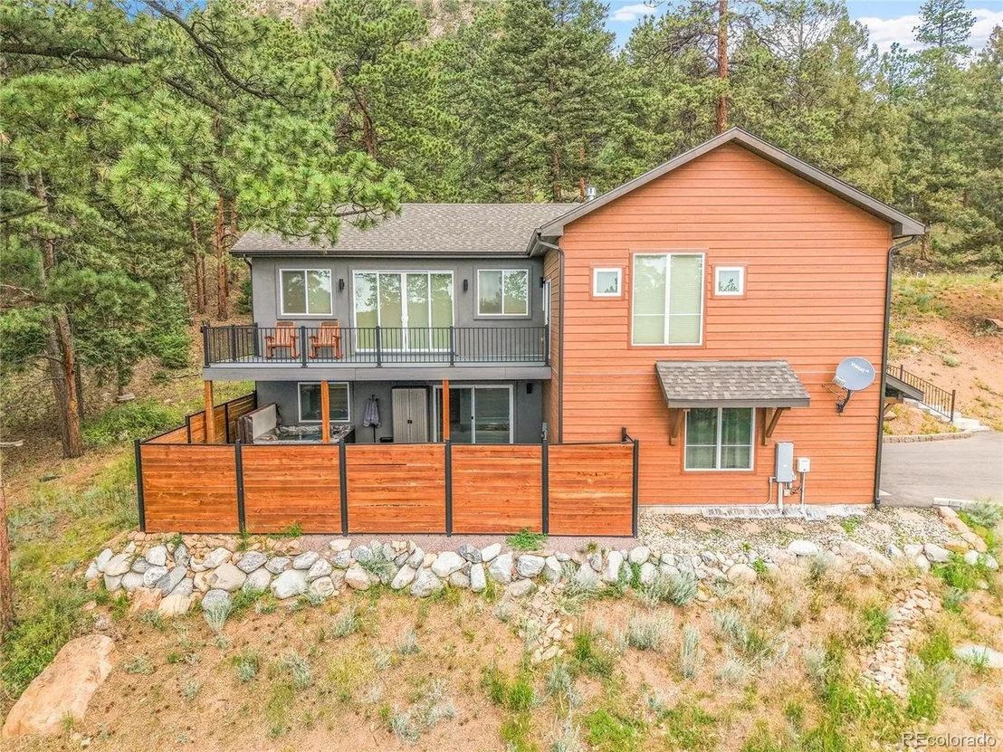 Photo of 191 Diamond Dr