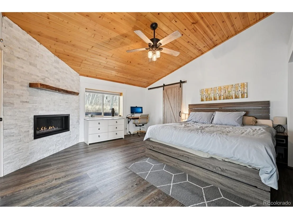 Photo of 1499 Sheep Ridge Rd