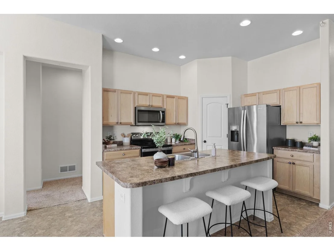 Photo of 3444 Godwit Dr