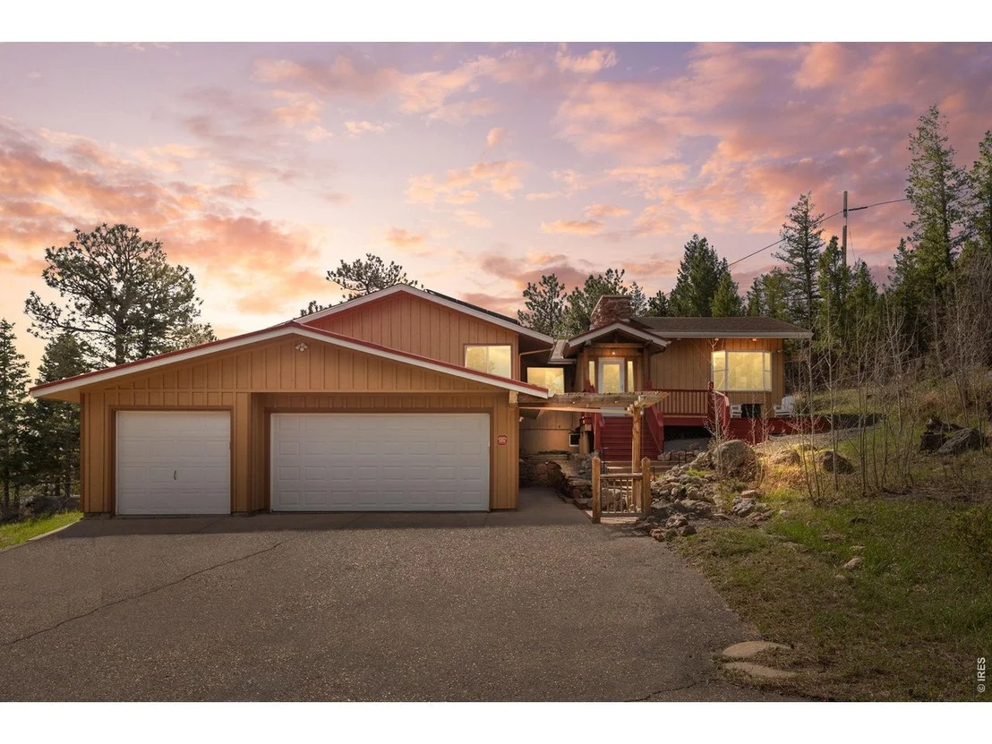 Photo of 526 Brook Rd