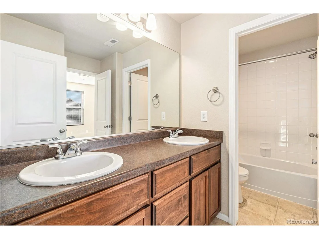 Photo of 605 Dukes Way