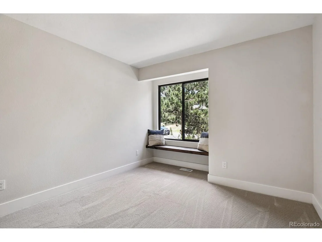 Photo of 31366 Burn Ln