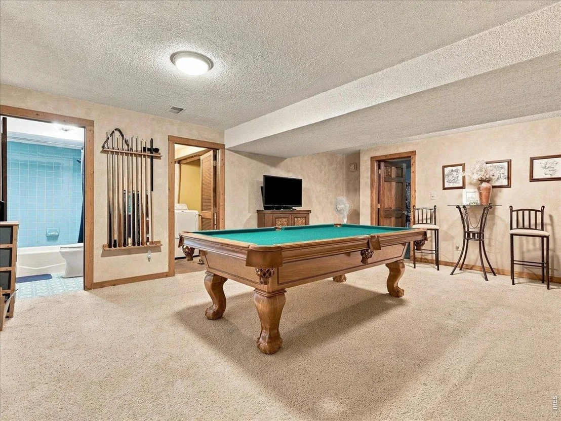 Photo of 11 Rochester Dr