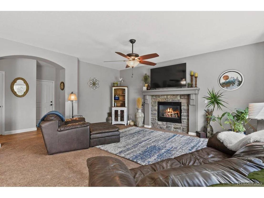 Photo of 21018 Saddleback Cir