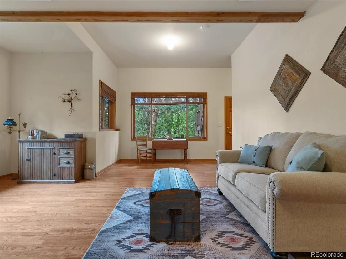 Photo of 27336 Mountain Park Rd