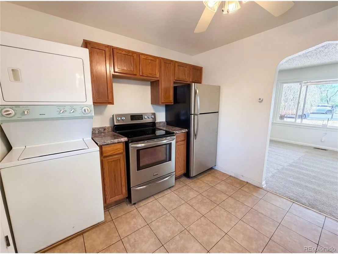 Photo of 4365 Iris St