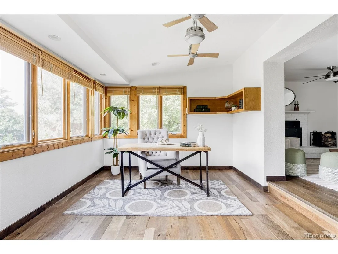 Photo of 365 Seminole Dr