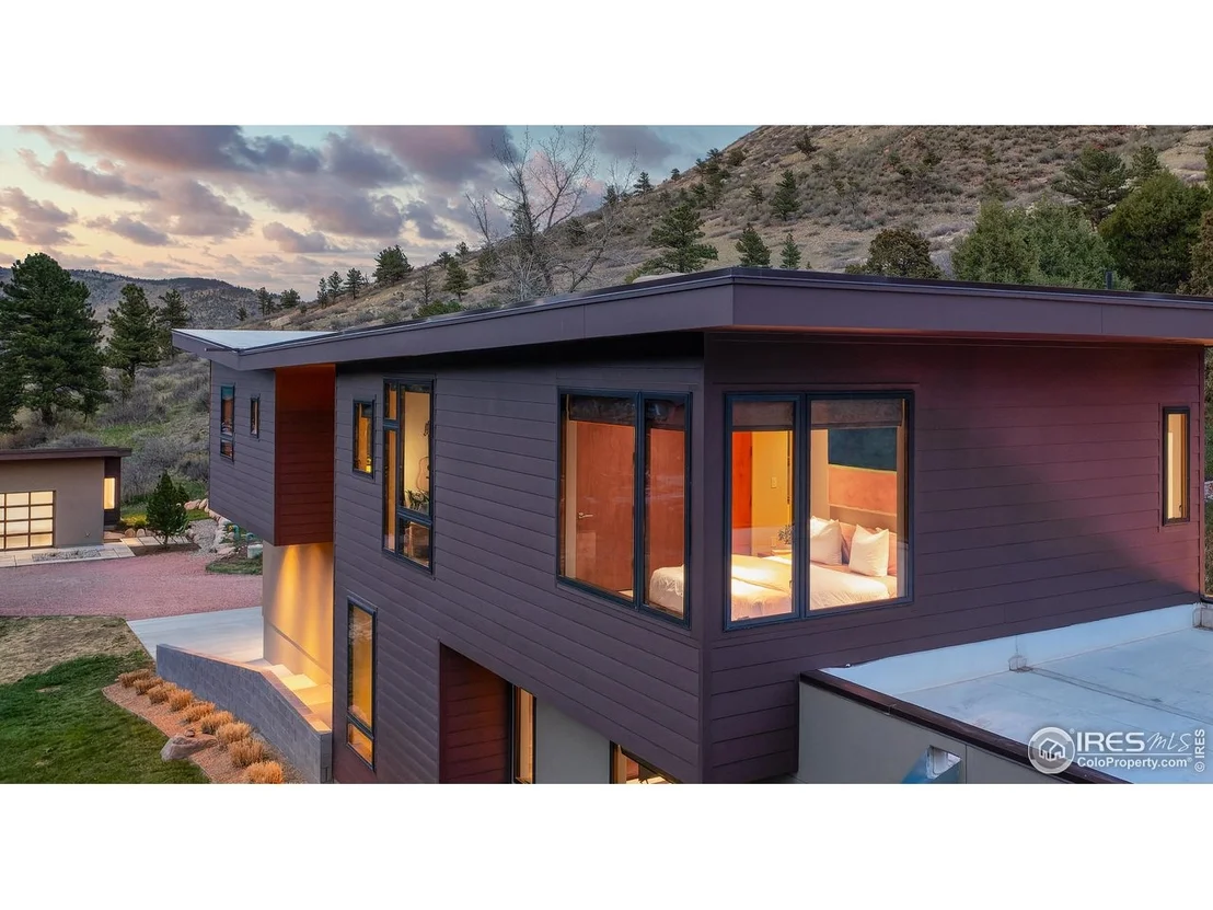 Photo of 451 Red Gulch Rd