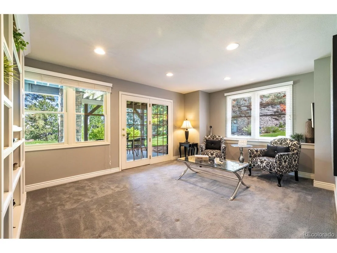 Photo of 9 Roder Gate Ln