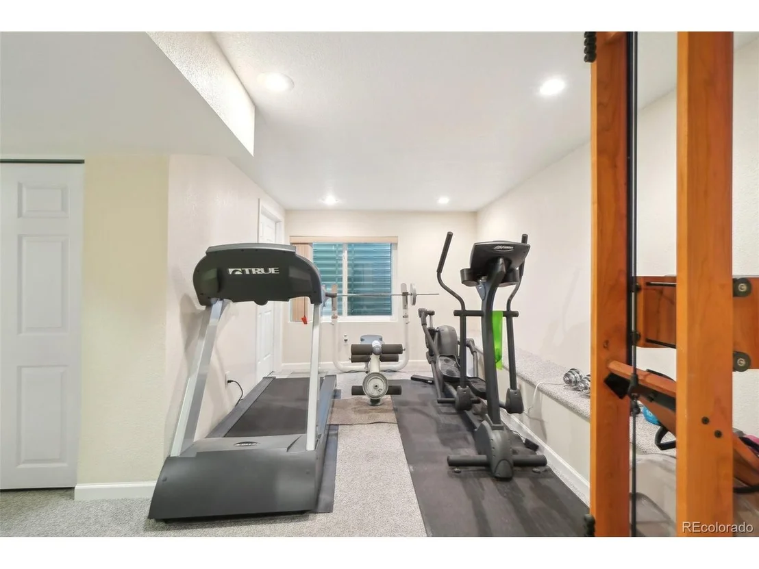 Photo of 6726 W 97th Cir
