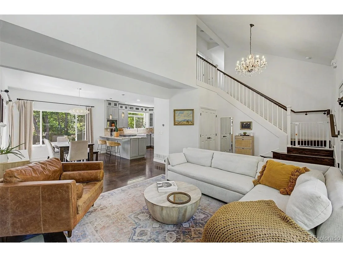Photo of 1284 Elder Ave