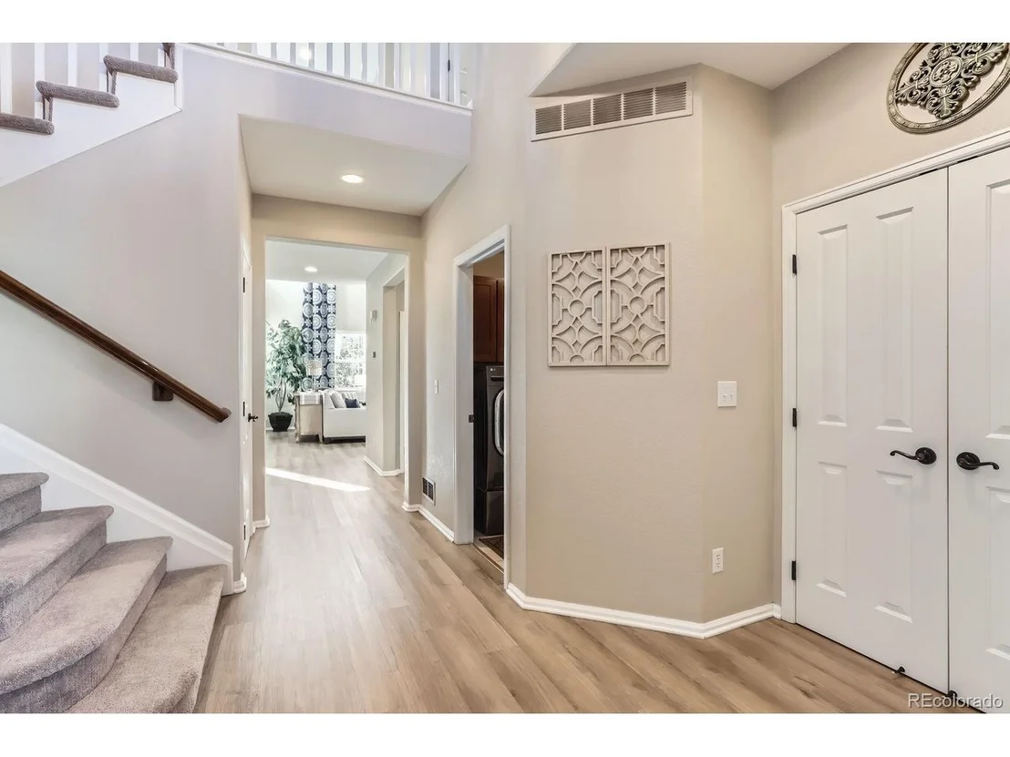 Photo of 11013 Valleybrook Cir