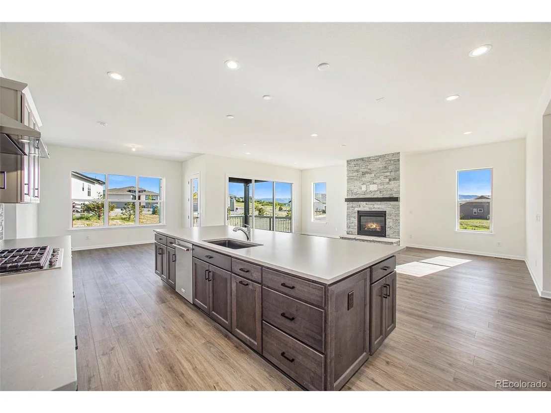 Photo of 671 Scrubjay Cir