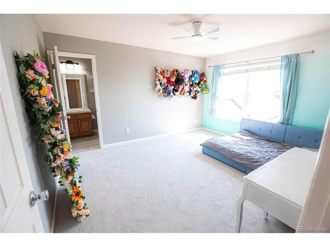 Photo of 13991 Dexter Way