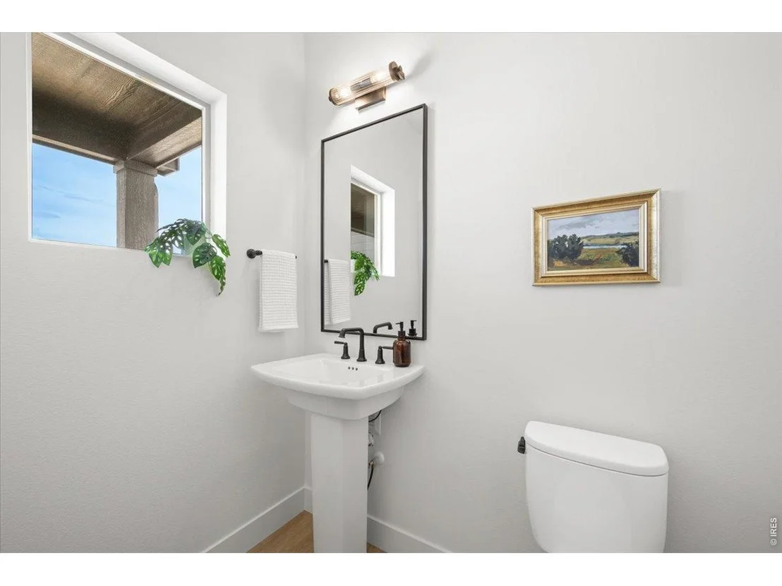 Photo of 28 Snowcap Dr