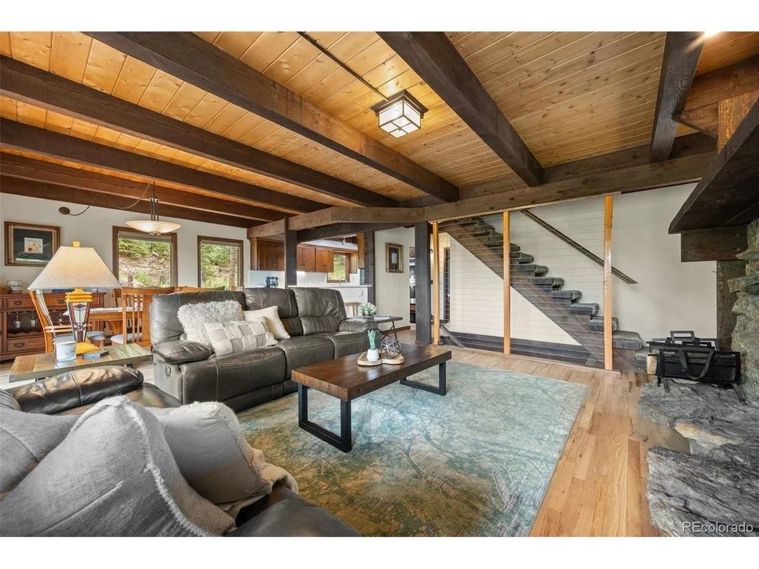 Photo of 32462 Lodgepole Dr