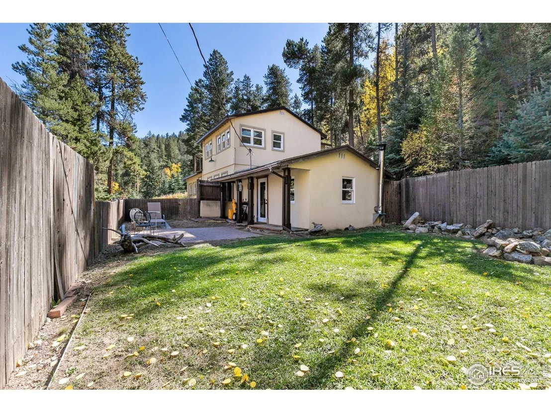 Photo of 3072 Highway 72