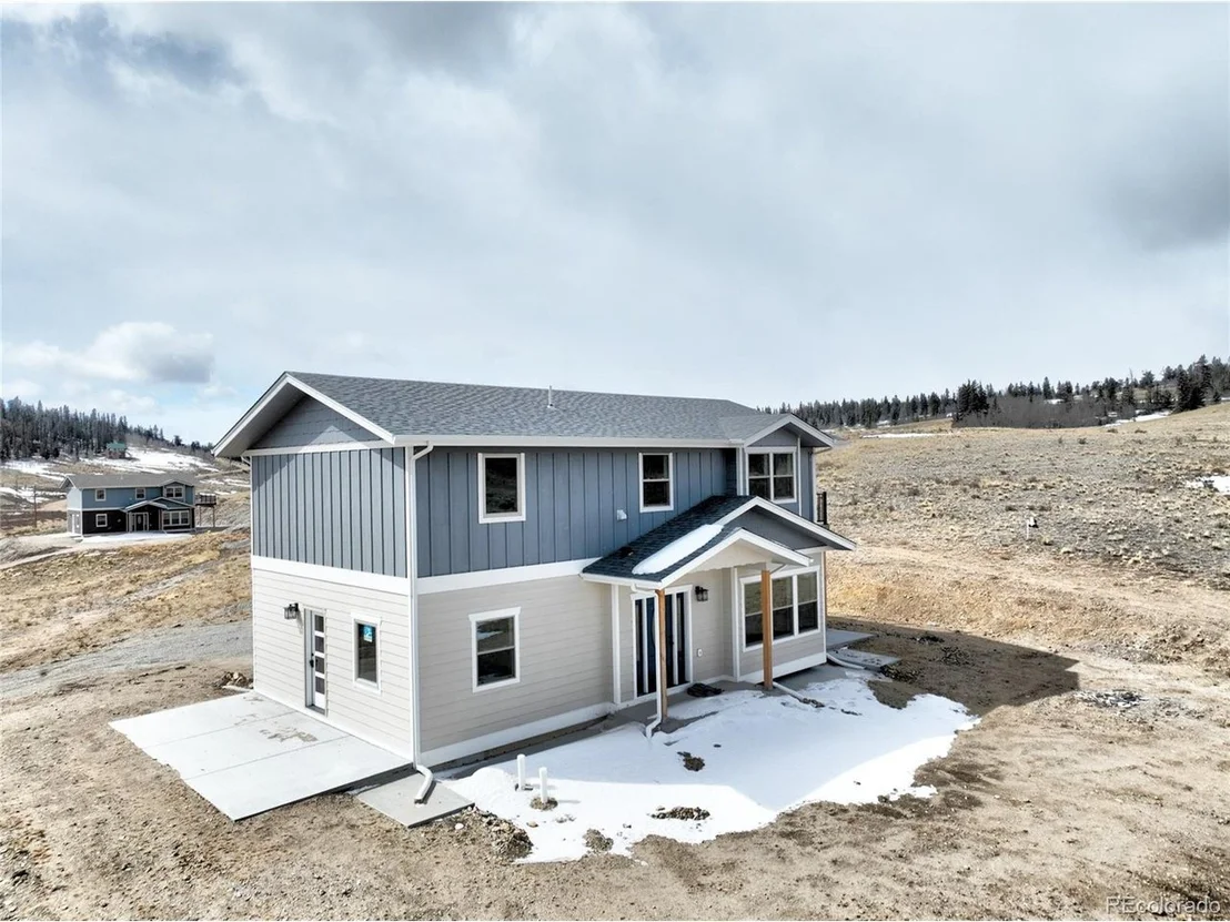 Photo of 2463 Arrowhead Dr
