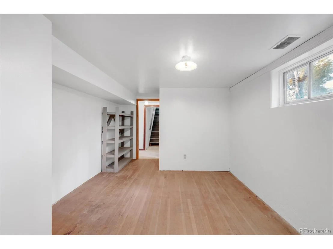 Photo of 1190 5th Ave