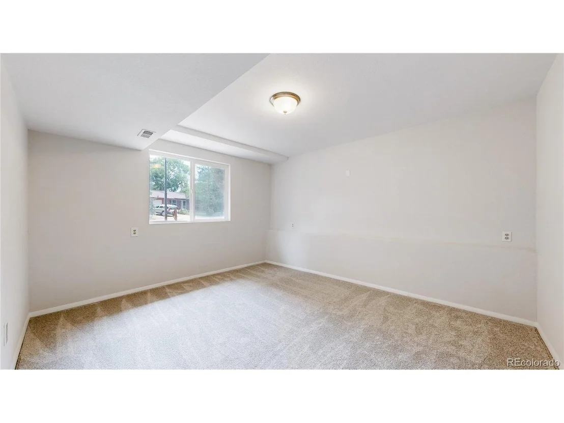 Photo of 1289 Doric Dr