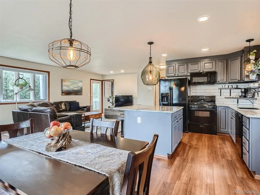 Photo of 146 Conifer Dr
