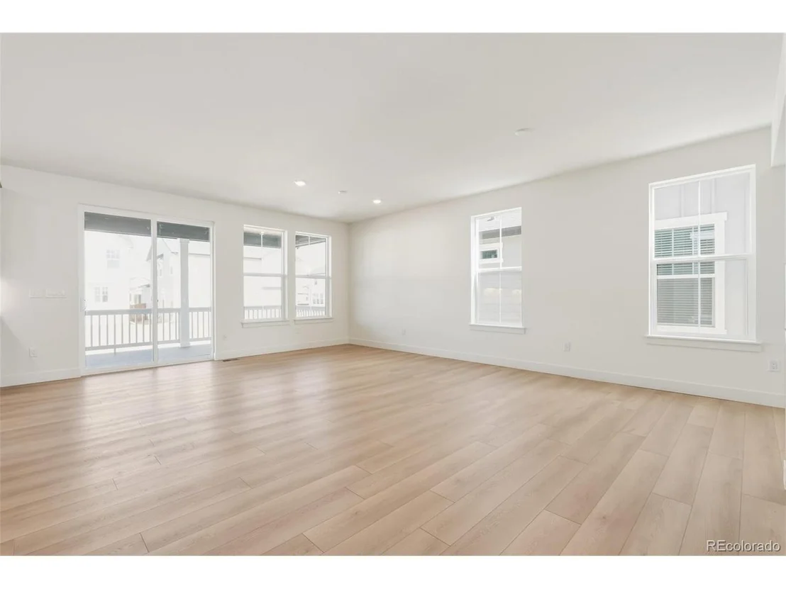 Photo of 1597 Bloom St