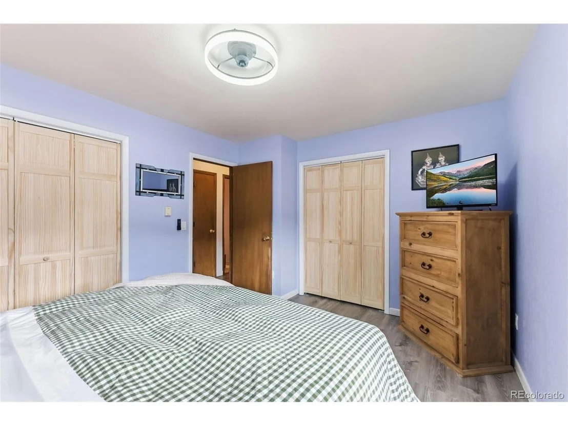 Photo of 1105 Main St