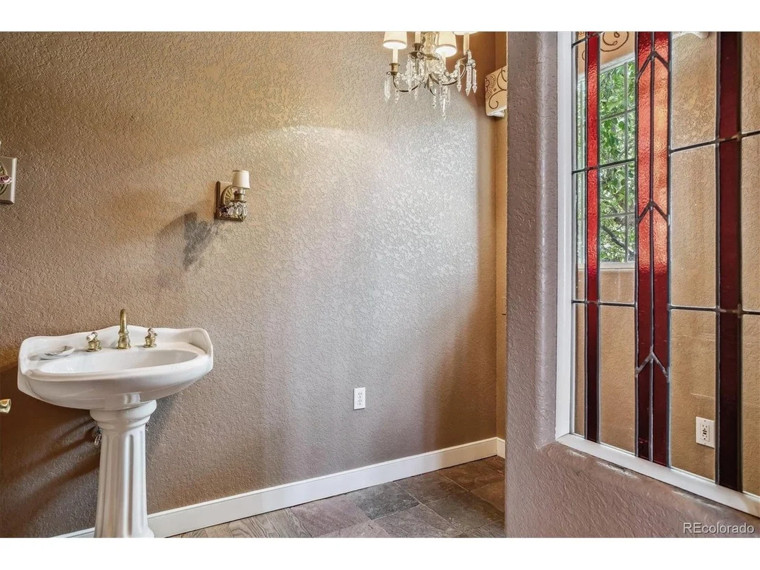 Photo of 9983 Heather Dr
