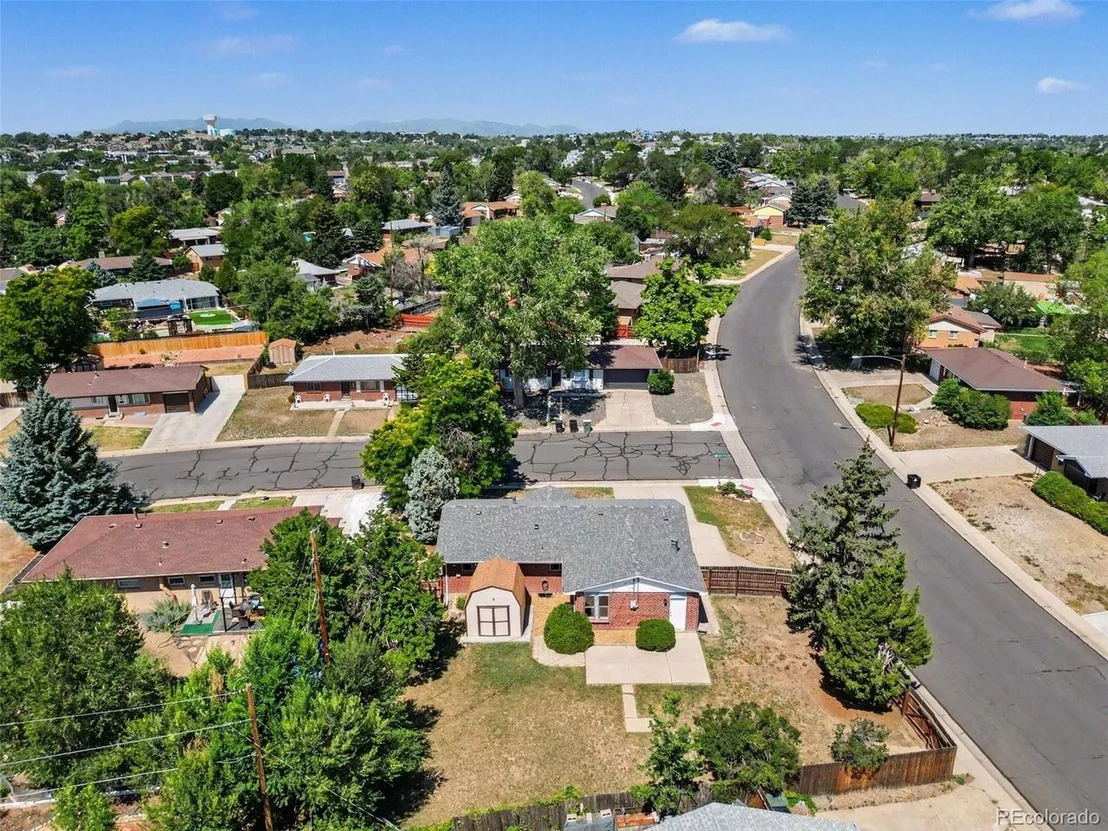 Photo of 400 Leo Ln