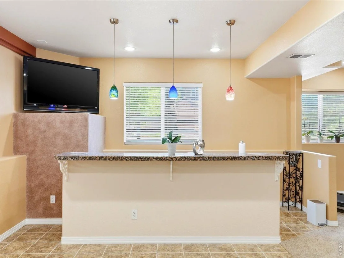 Photo of 445 Edison Pl