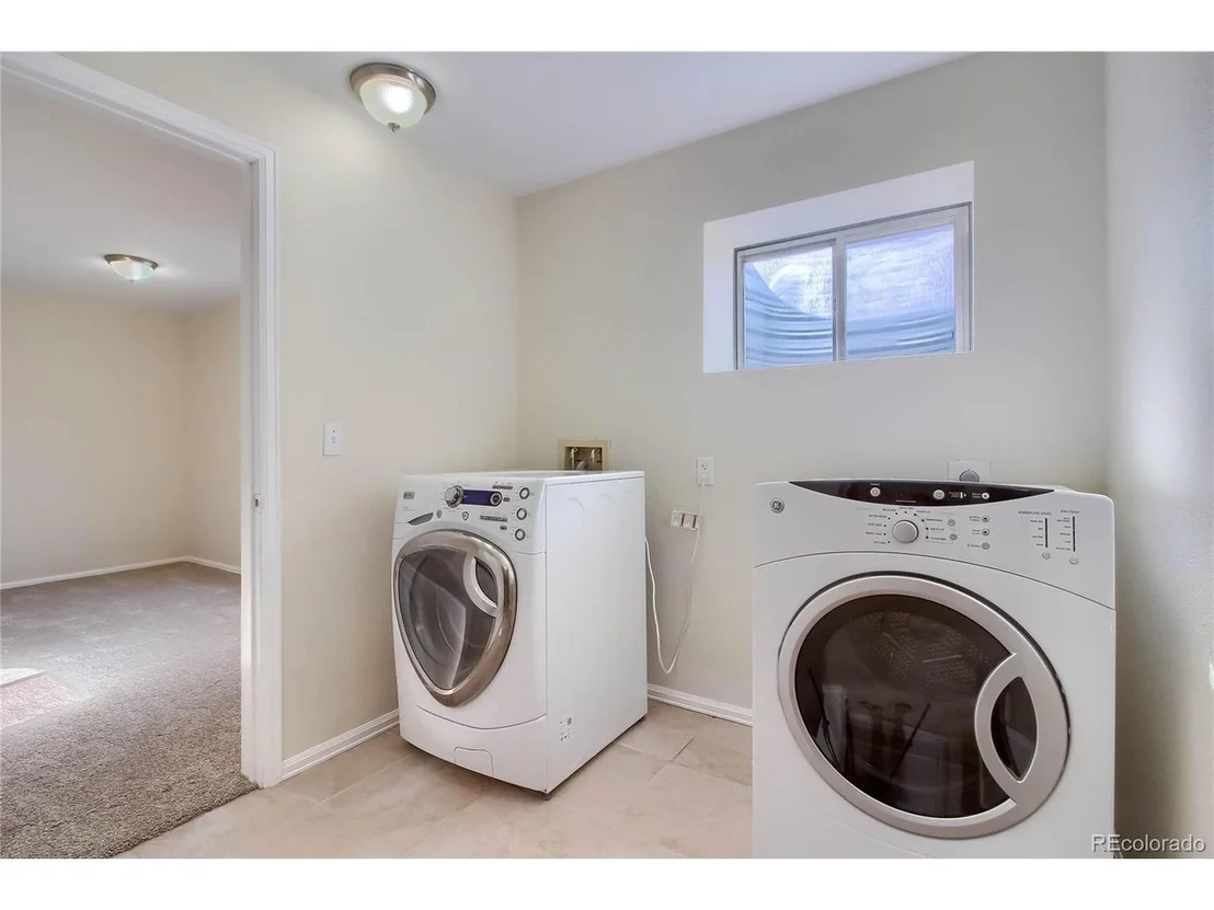 Photo of 1695 Parkside Cir