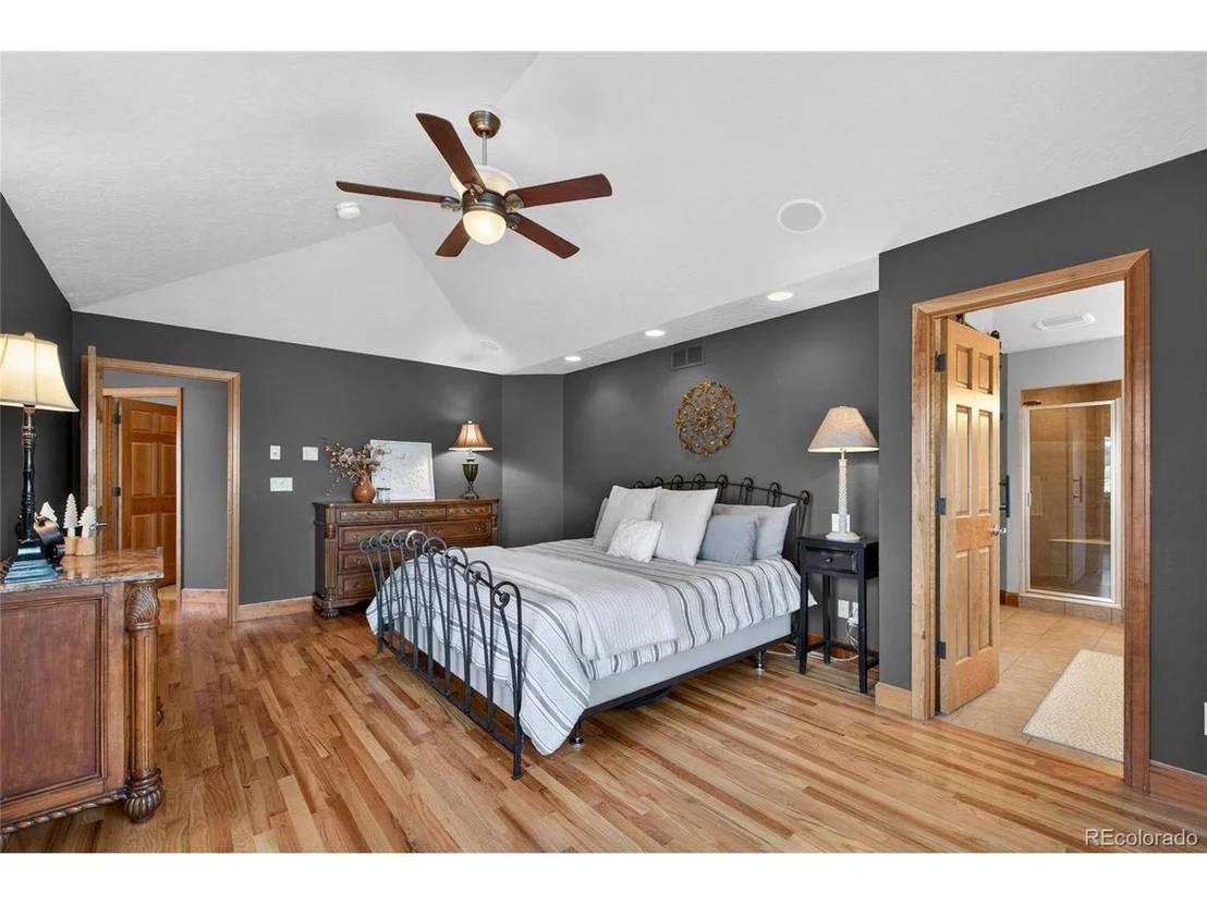 Photo of 7204 Vallevue Dr