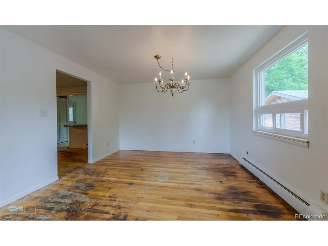 Photo of 935 Morgan Dr