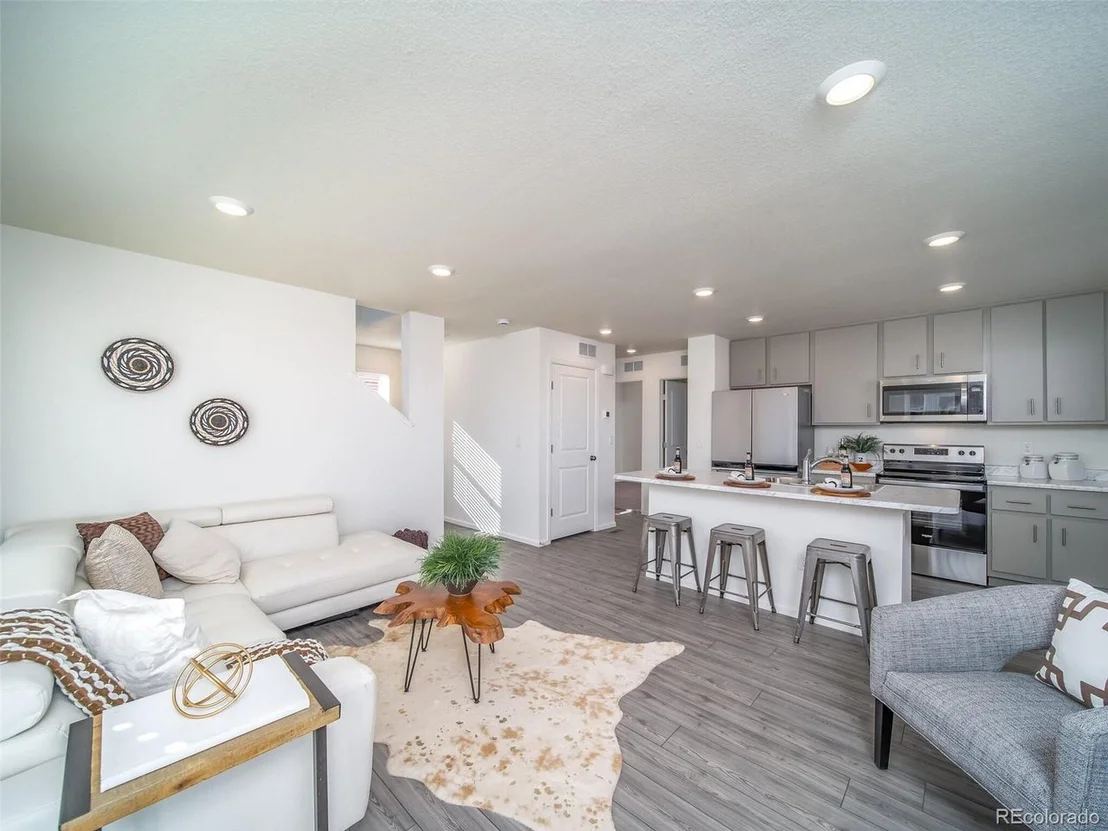 Photo of 45024 Sunflower Ln