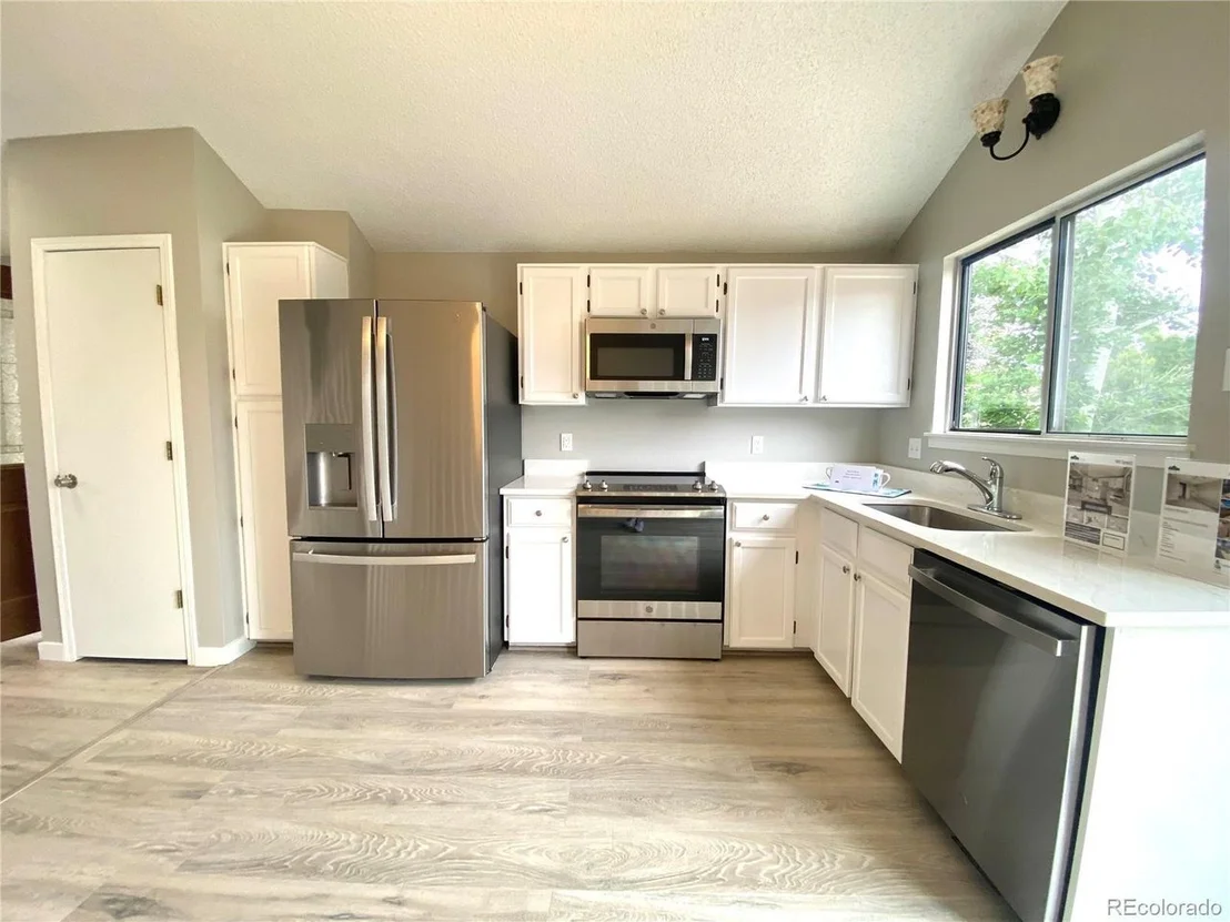 Photo of 9497 Devon Ct