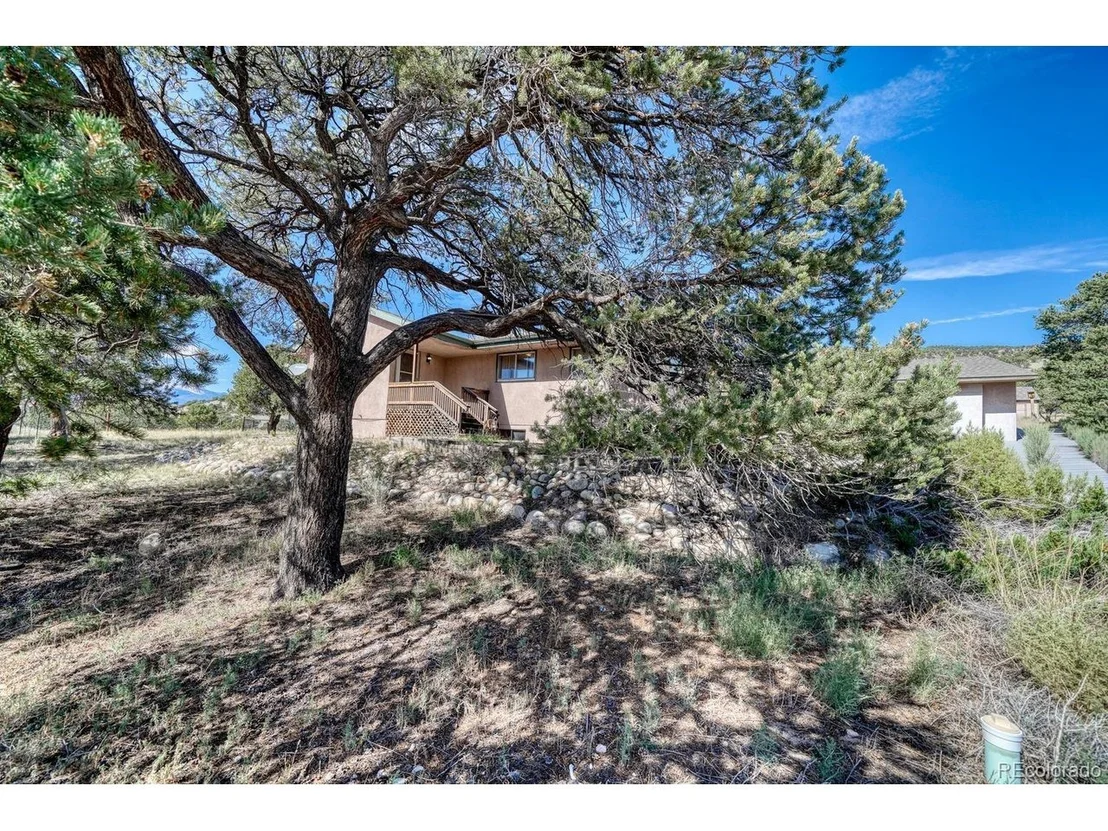 Photo of 10239 W Cheyenne Cir