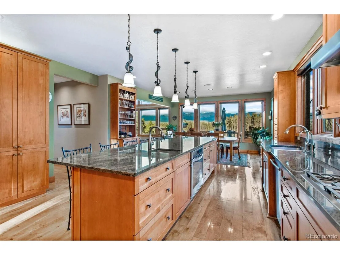 Photo of 657 Stagecoach Dr