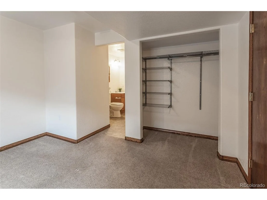 Photo of 555 Cherrywood Dr
