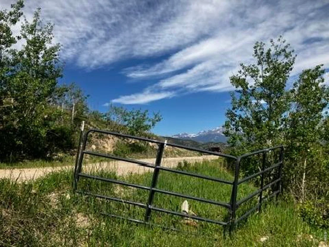 Photo of 1820 County Road 87J
