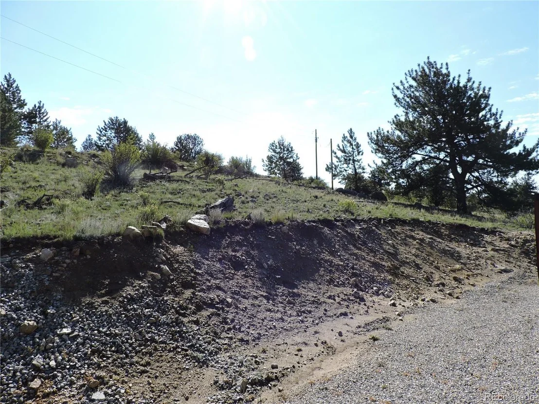 Photo of 640 Arapaho Trl