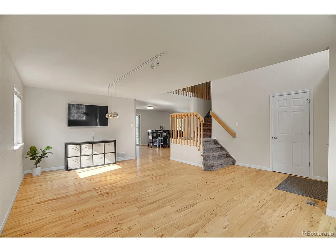 Photo of 4897 Wren Ct
