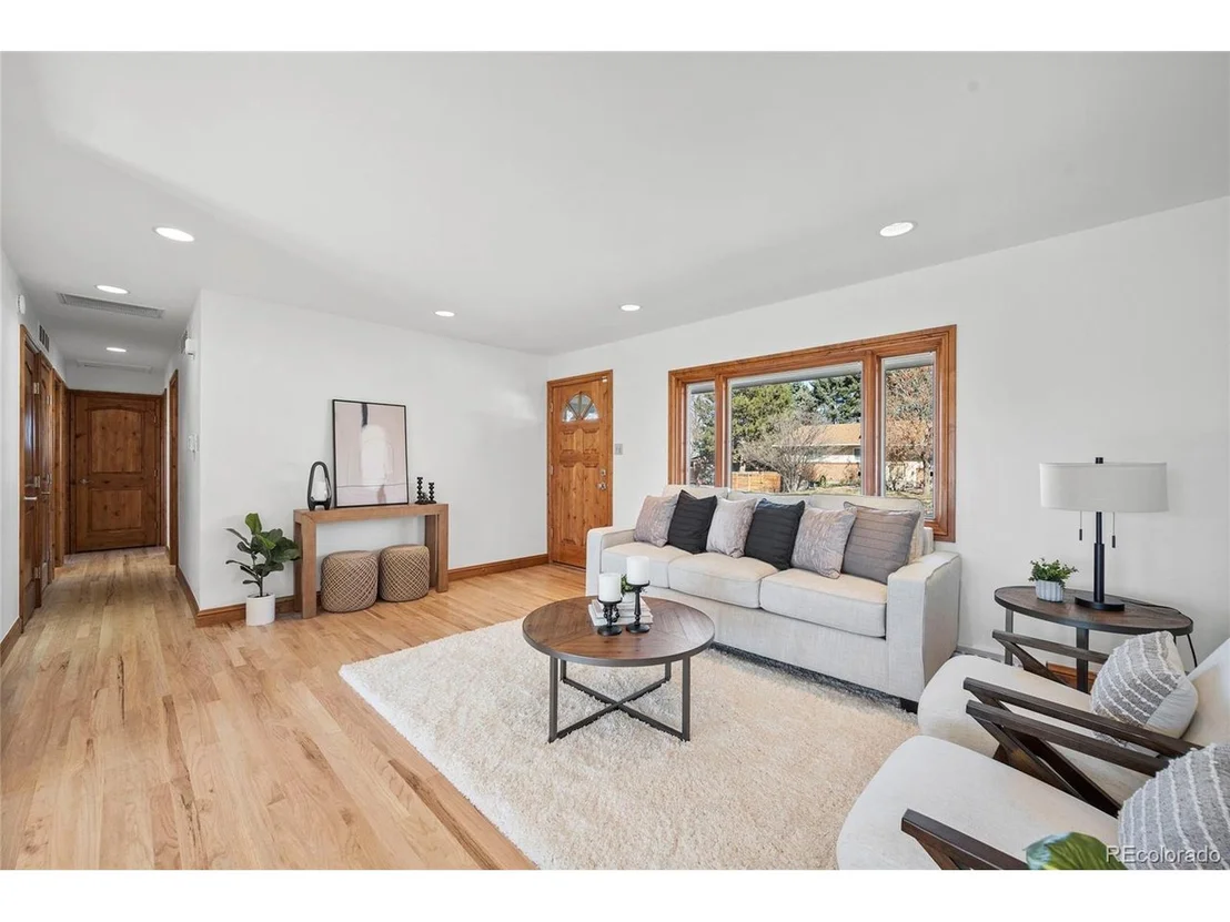 Photo of 7864 Hampden Cir E