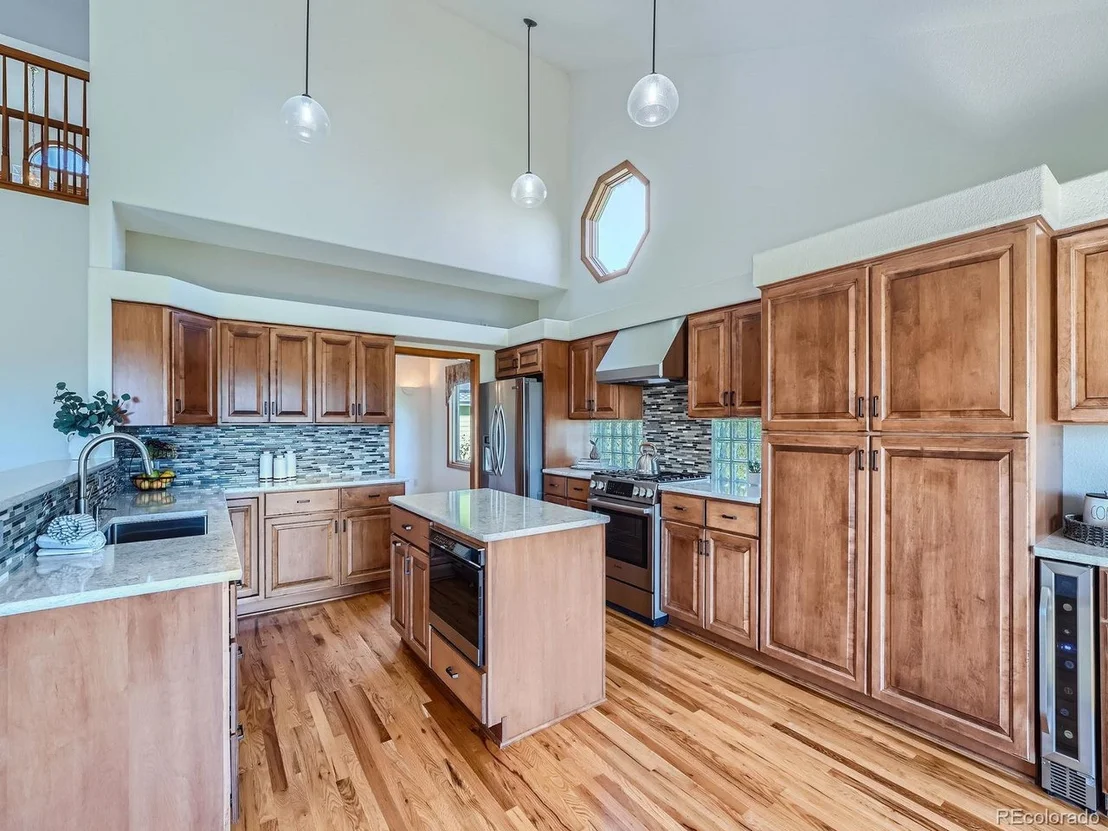 Photo of 370 Golden Eagle Dr
