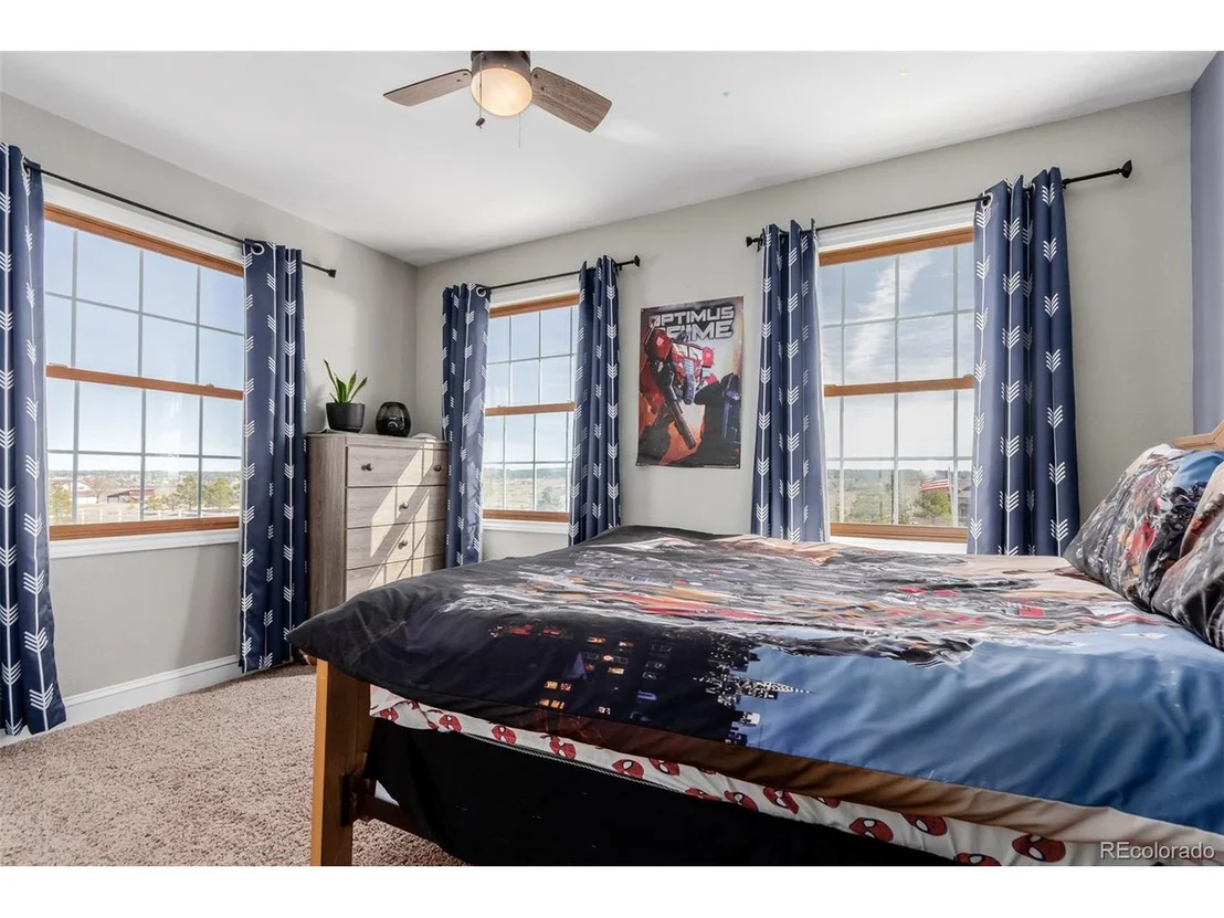 Photo of 2257 Deerpath Rd