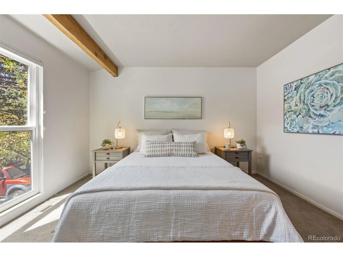 Photo of Unit D at 1325 Bear Mountain Dr