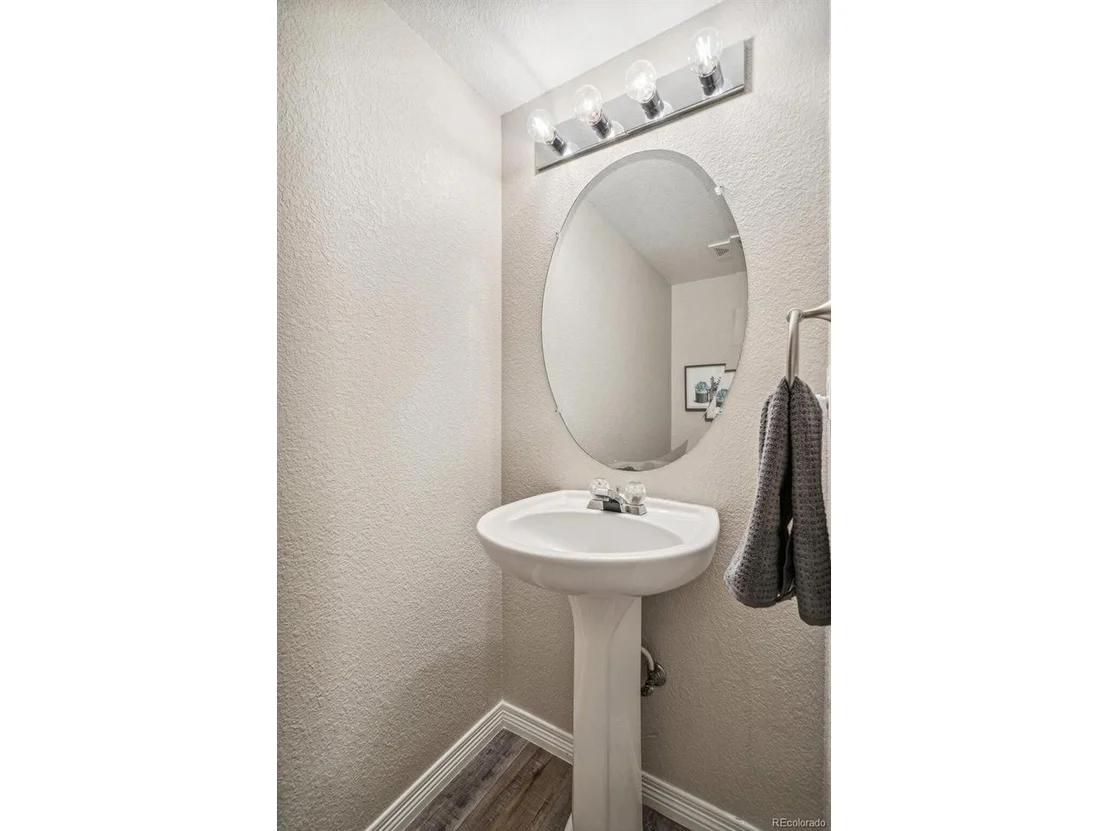Photo of 10533 Taylor Ave