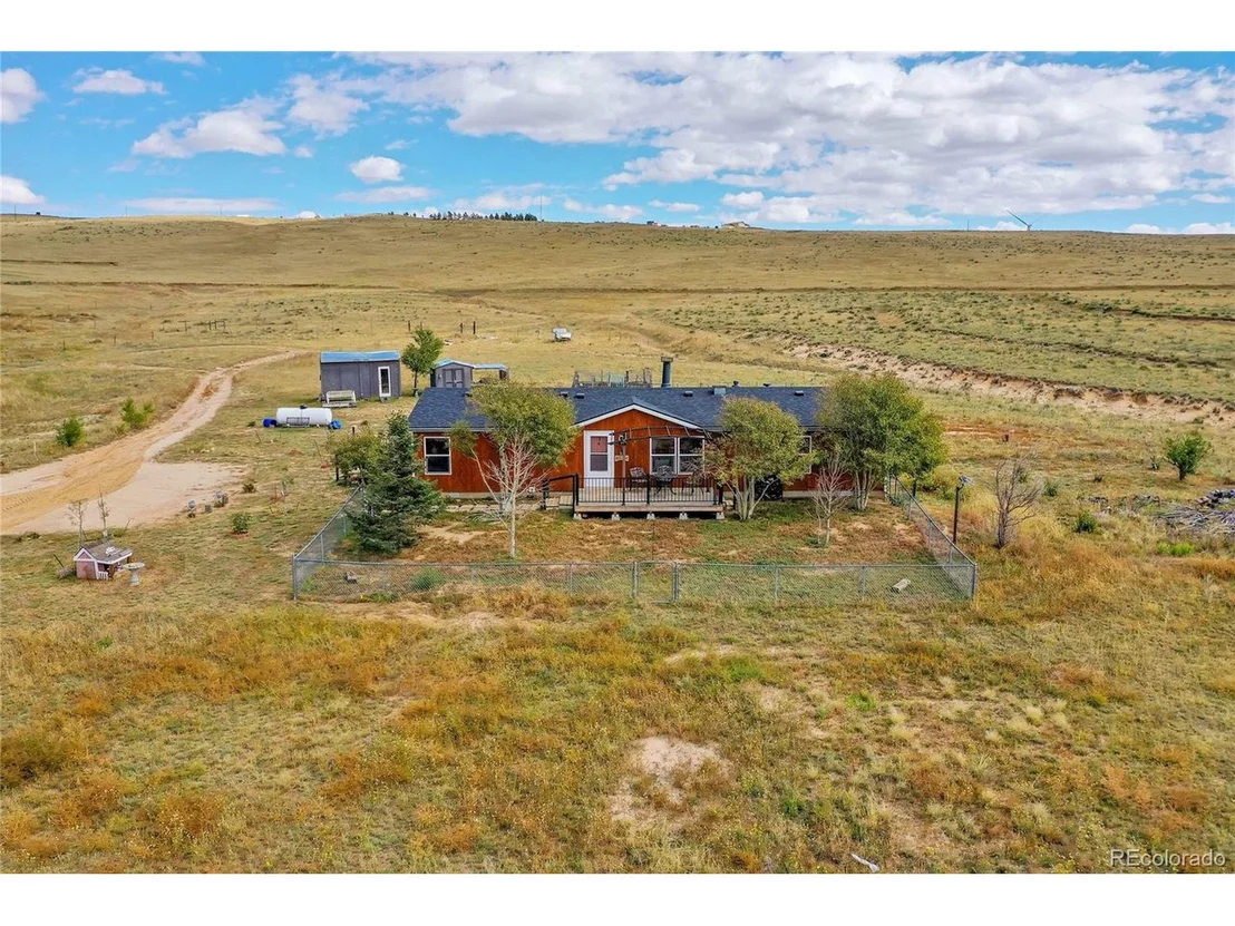 Photo of 9375 Soap Weed Rd