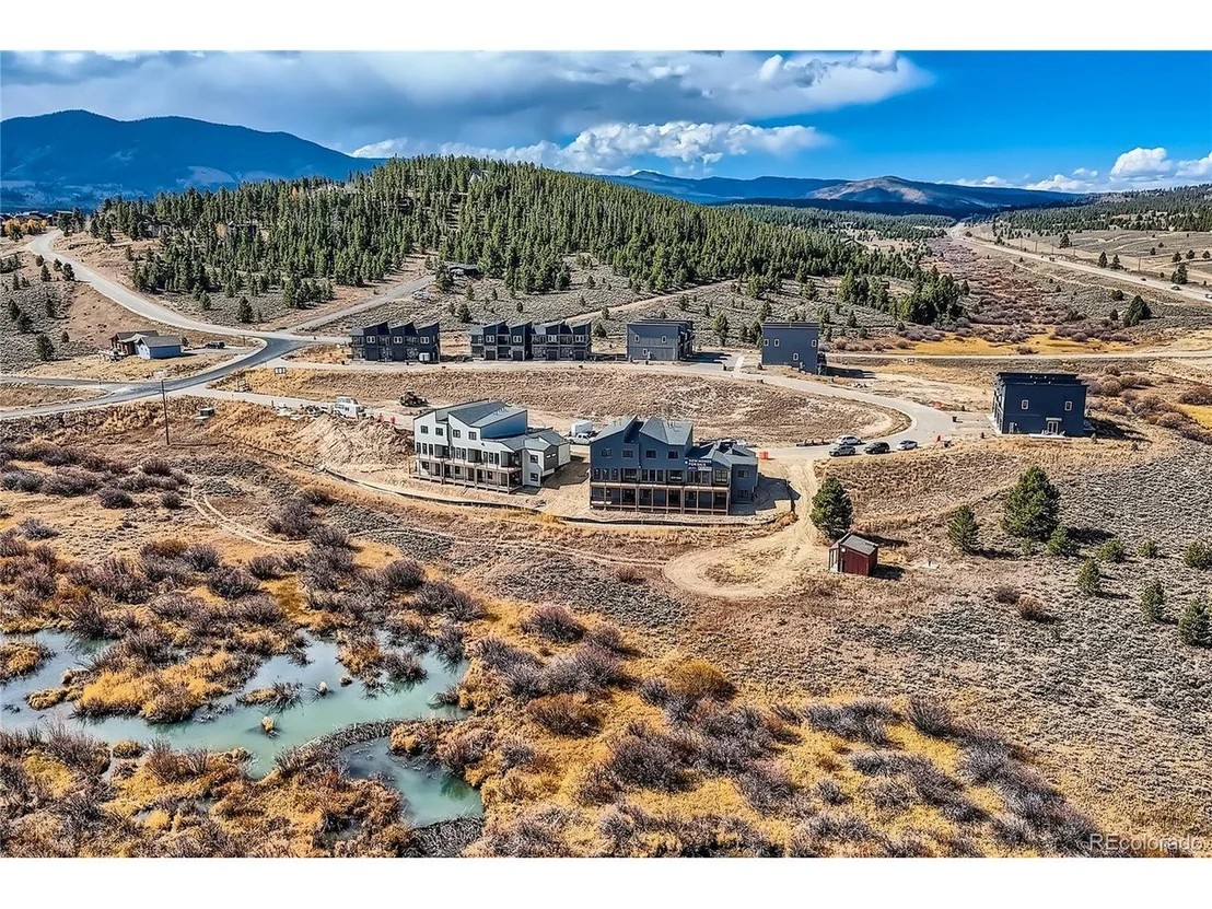 Photo of 1301 James Rd