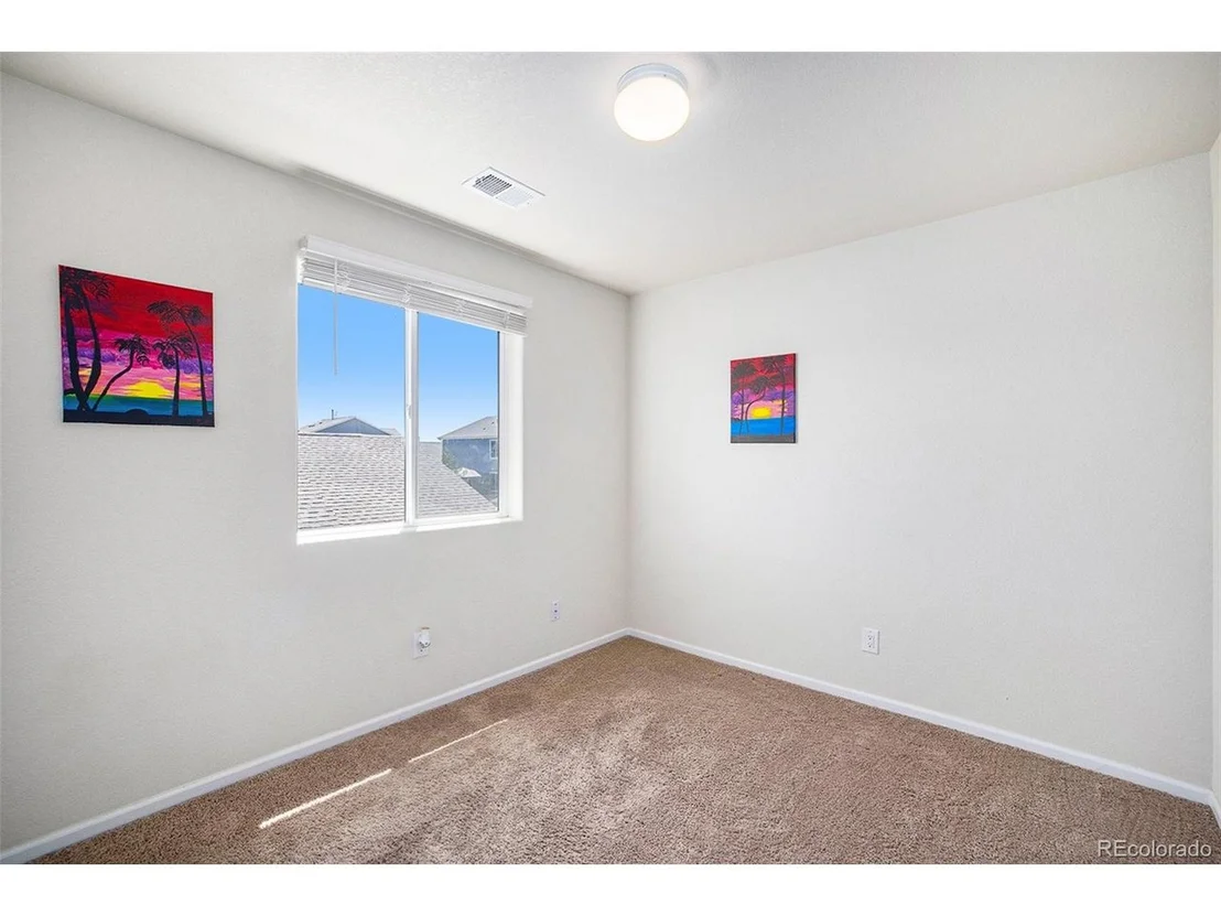 Photo of 47342 Iris Ave